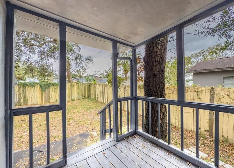 Building Photo - 1821 E Humphrey St