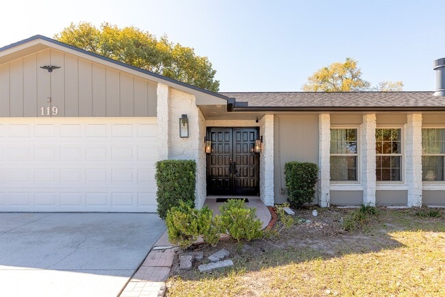 Building Photo - Beautiful POOL home in Longwood in LOCATION, LOCATION, LOCATION!