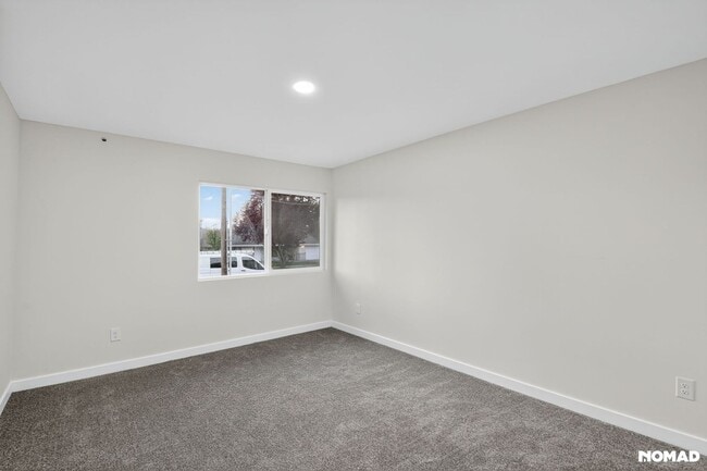 Building Photo - 126 K St NE