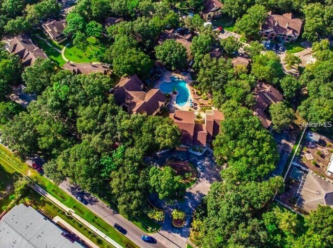 Building Photo - 8643 Mallard Reserve Dr