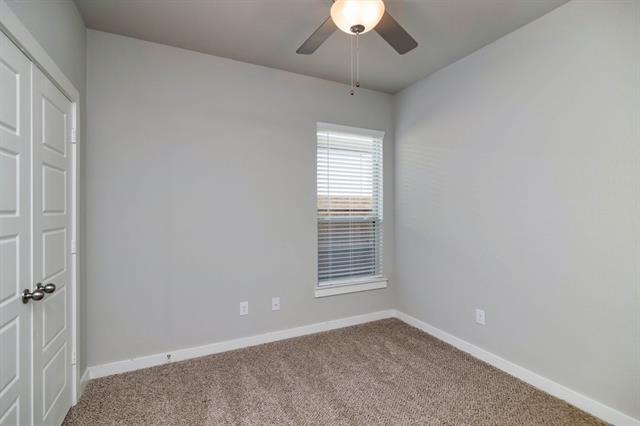 Building Photo - 729 Fallow Dr