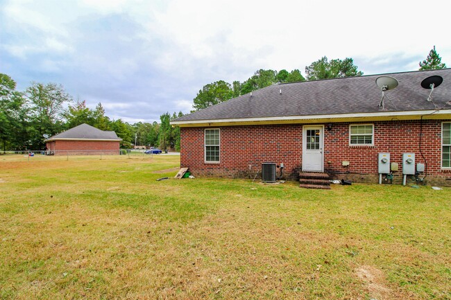Building Photo - 1401 Crossway Cottages Ln