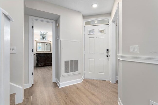 Building Photo - 1454 FARRINGDON Cir