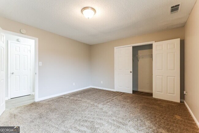 Building Photo - 7719 Briar Forest Ln