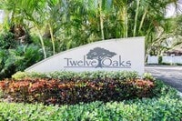 Building Photo - 1660 12 Oaks Way