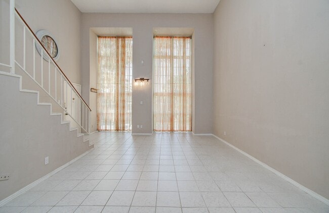 Building Photo - 12633 Memorial Dr