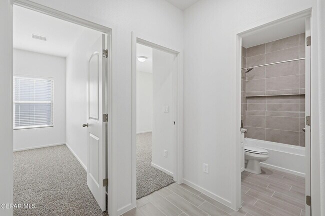 Building Photo - 1237 Irish Summer Pl