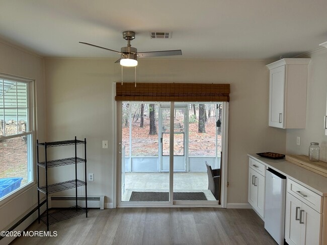 Building Photo - 99 San Carlos St