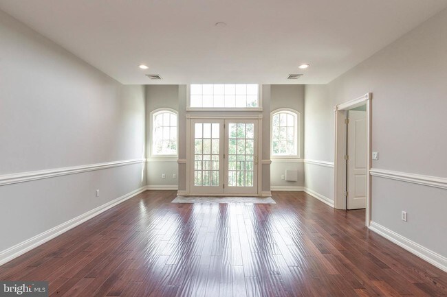 Building Photo - 2115 Pony Trail Dr