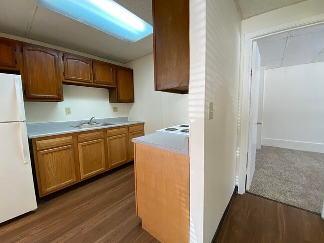 Building Photo - 3861 Brown Ave