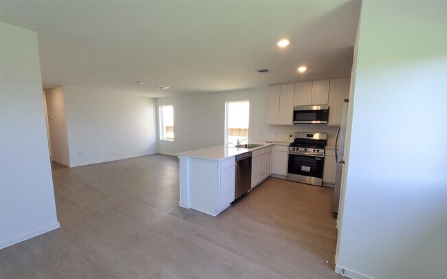 Building Photo - 26810 Scarlet Willow Dr