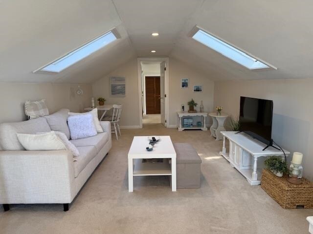 Building Photo - 172 Northwest St