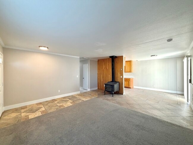 Building Photo - 10784 Cochiti Rd