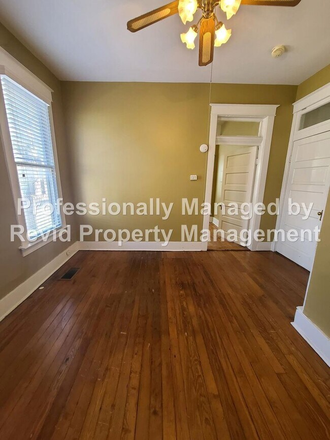 Building Photo - 288 N McLean Blvd