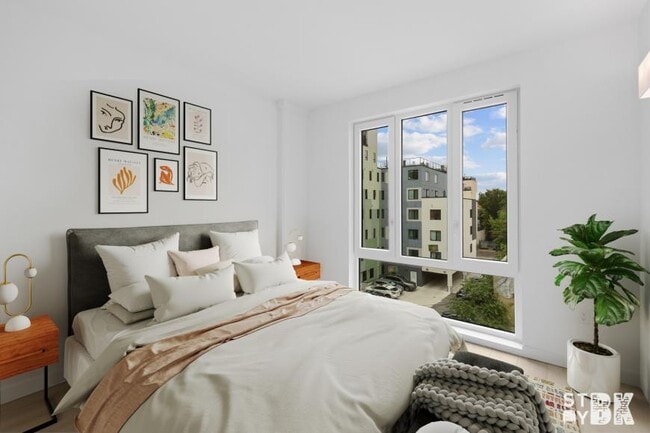 Building Photo - 2 bedroom in BROOKLYN NY 11226