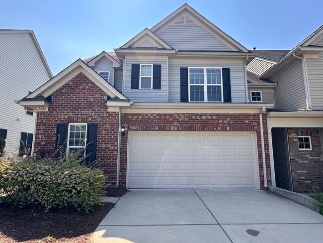 Building Photo - **MOVE IN SPECIAL!**Beautiful 3BR/2.5BA Home in Charlotte!