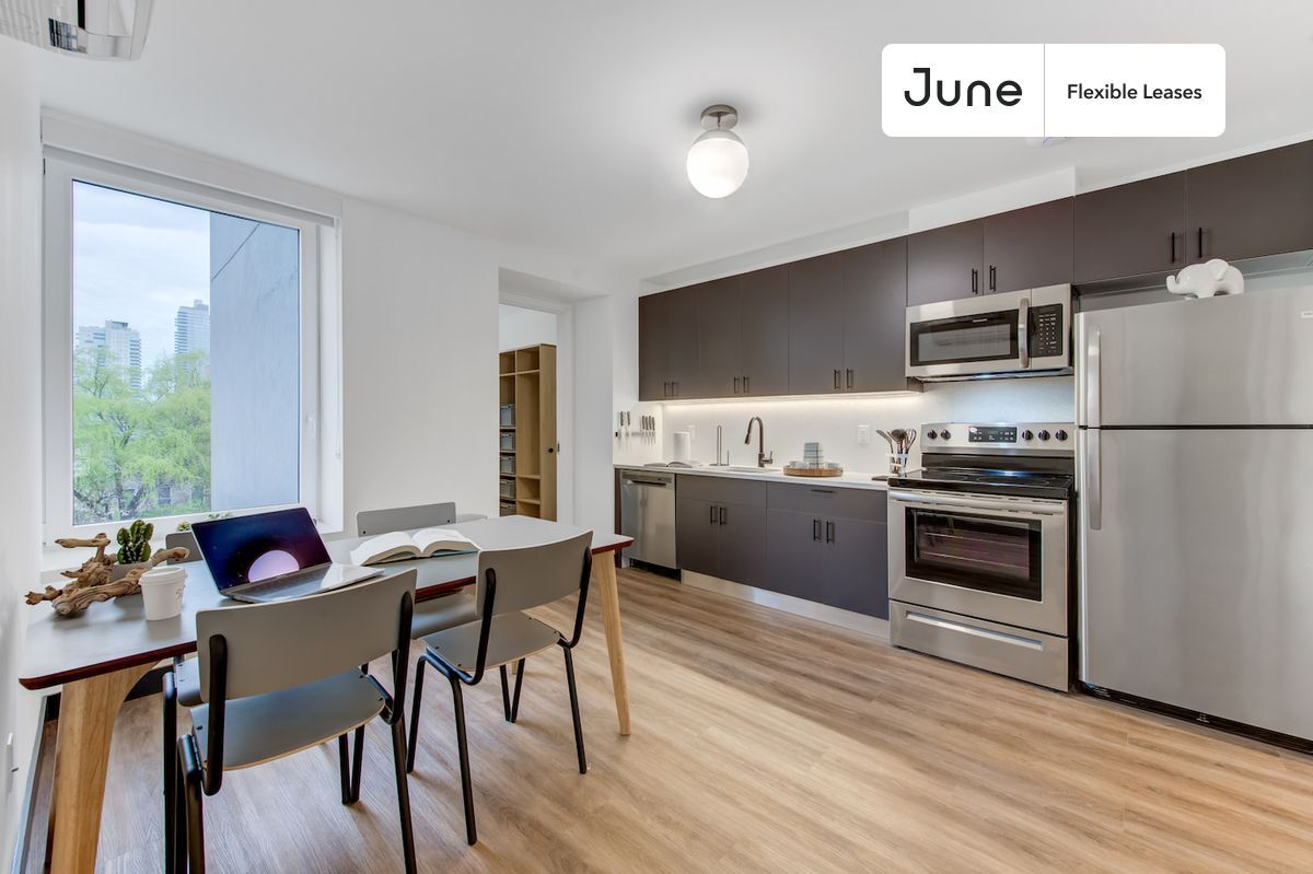 Building Photo - Absolutely Private ROOM in Williamsburg