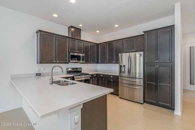 Building Photo - 2688 Avalonia Dr