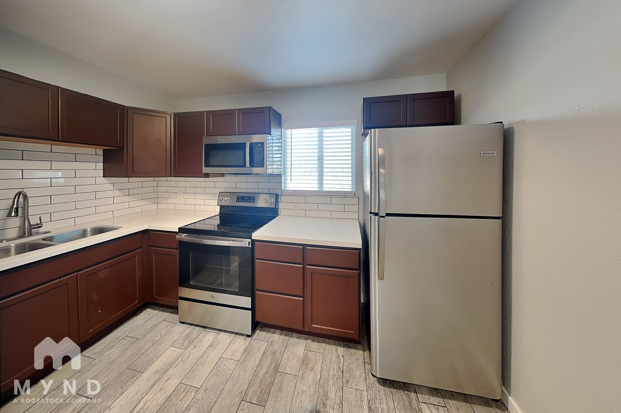 Building Photo - 12707 W Tasha Dr