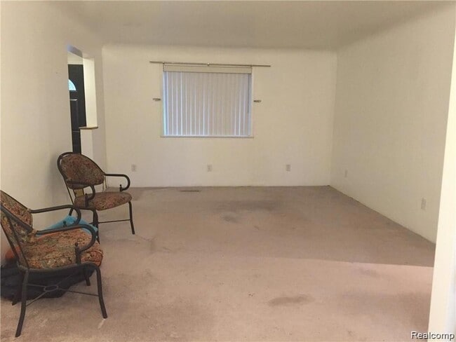 Building Photo - 541 Mary Ellen Rd