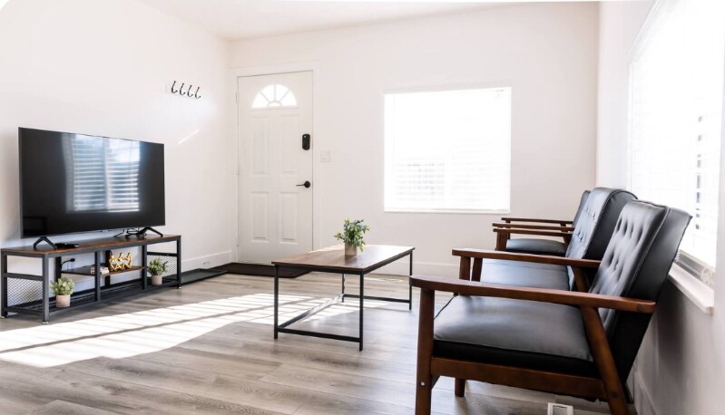 Building Photo - 2315 S 500 E