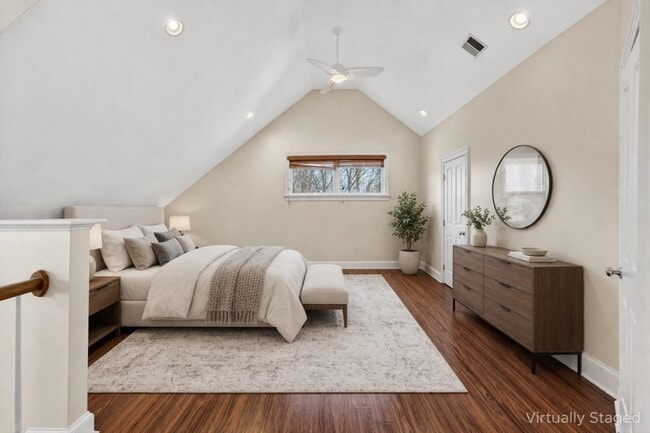 Building Photo - 6 Adams St