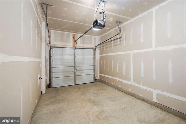 Building Photo - 1807 Kellington Ct