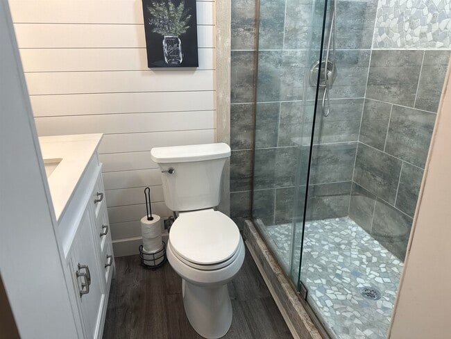 Building Photo - 1814 Birch Post Cove