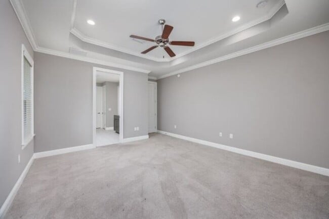 Building Photo - 77 Perimeter Pl