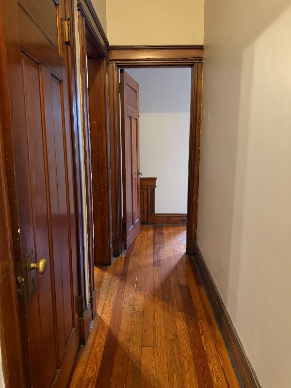 Building Photo - 329 Taylor Ave