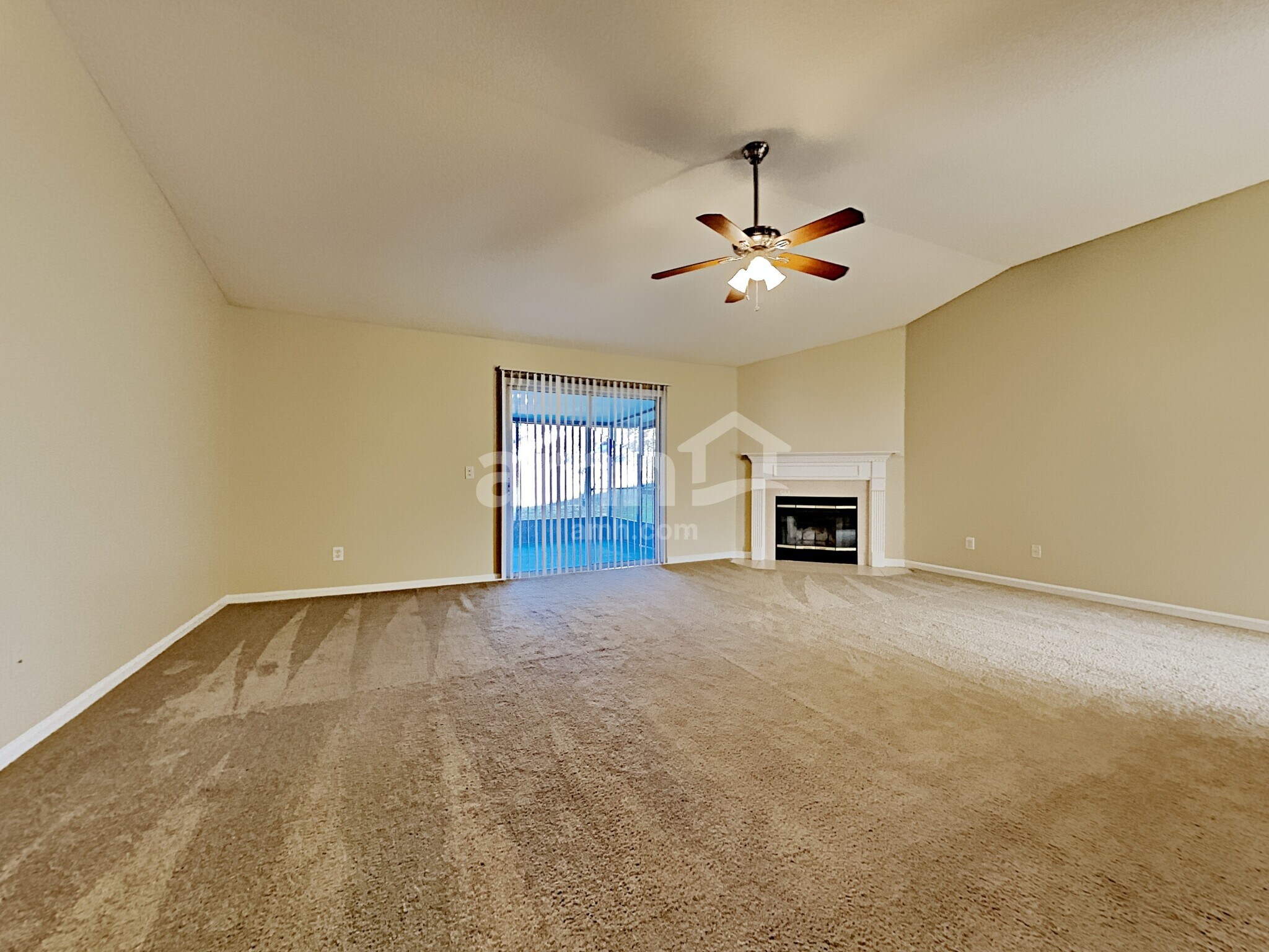 Building Photo - 3266 Woodglen Dr