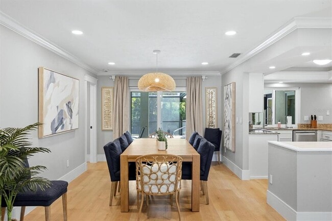 Building Photo - 5159 Oakmont Pl
