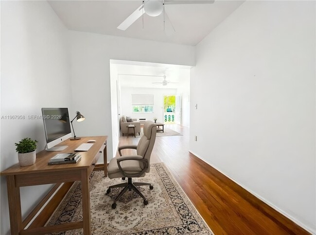 Building Photo - 841 W 40th St