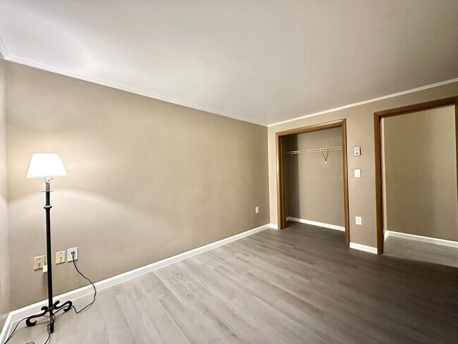 Building Photo - 65-67-67 Summer St