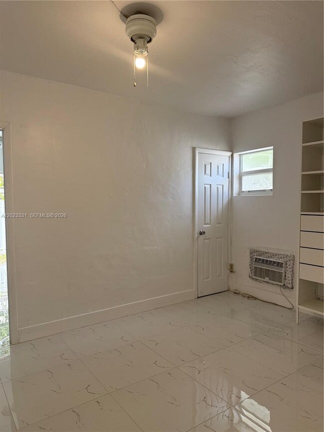 Building Photo - 4871 W Flagler St