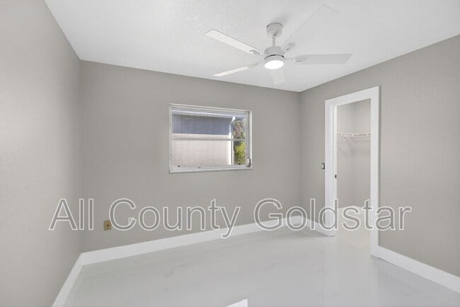 Building Photo - 18662 Arapahoe Cir