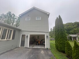 Building Photo - 200 Cleaves St