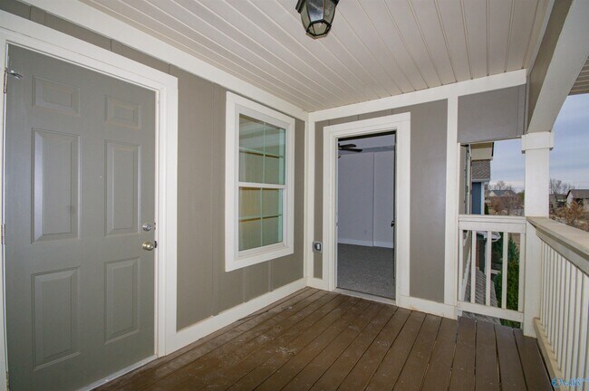 Building Photo - 28 Silky Oak Cir SW