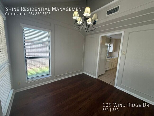 Building Photo - 109 Wind Ridge Dr