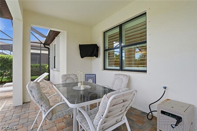Building Photo - 11442 Tiverton Trce