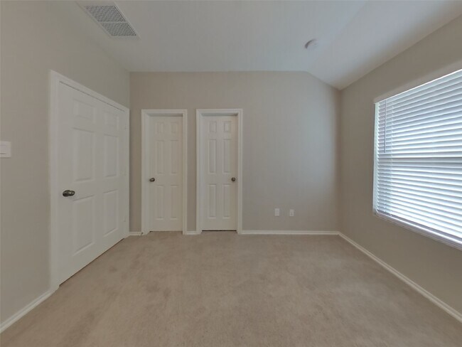 Building Photo - 17588 Rosewood Manor Ln