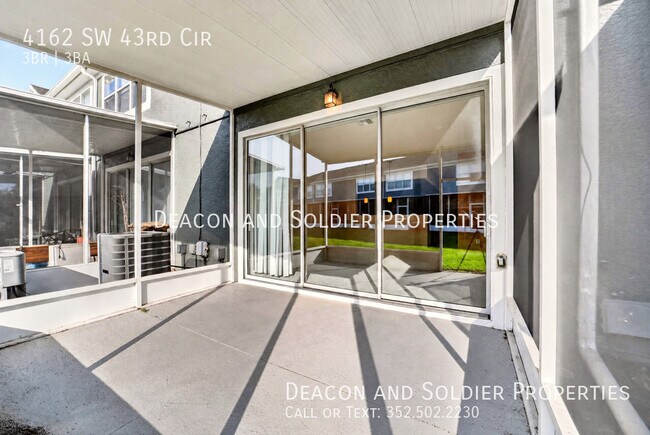 Building Photo - 4162 SW 43rd Cir