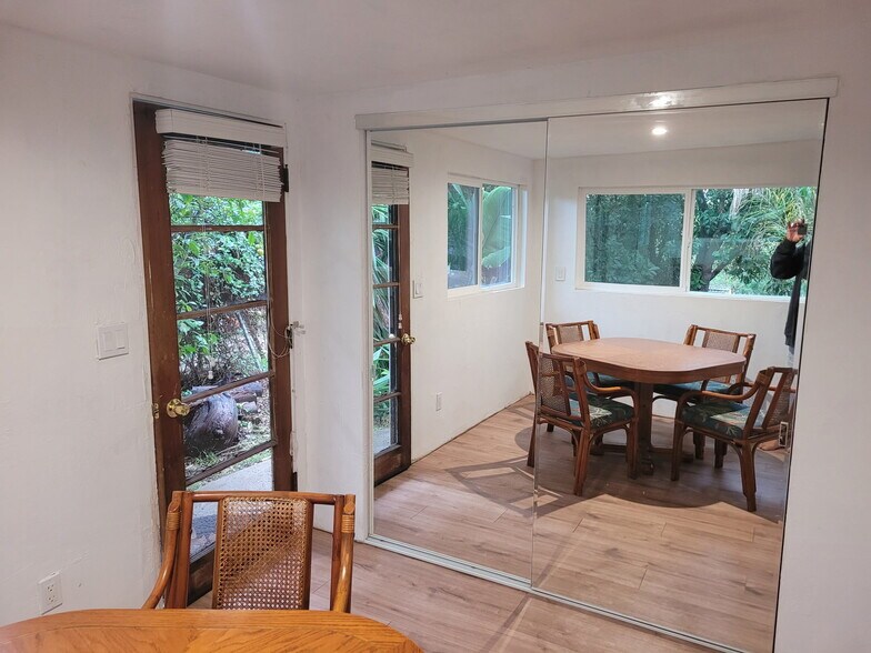 dining room - 962 Osborne St