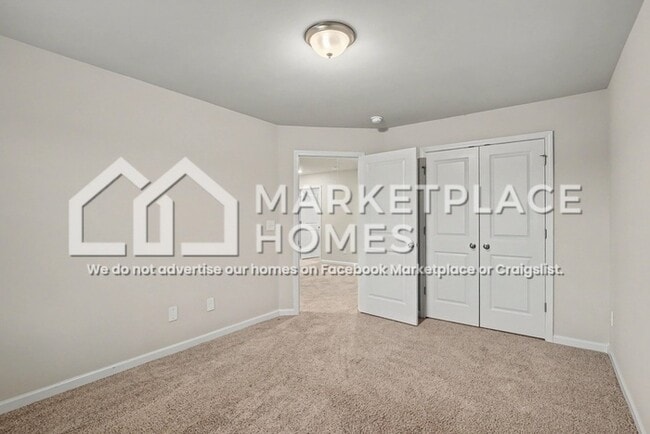 Building Photo - 215 W L Miller Dr