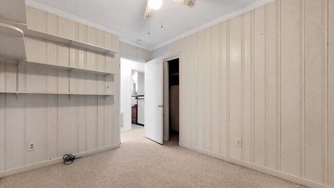 Building Photo - STUNNING 3 bedroom home with a BEAUTIFUL garden in Dumbarton. COME SEE!