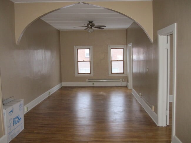 Building Photo - 118 Spring St