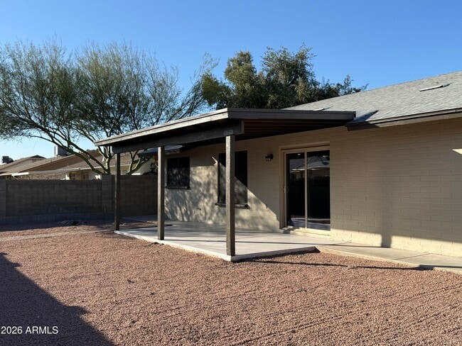 Building Photo - 1449 E McNair Dr