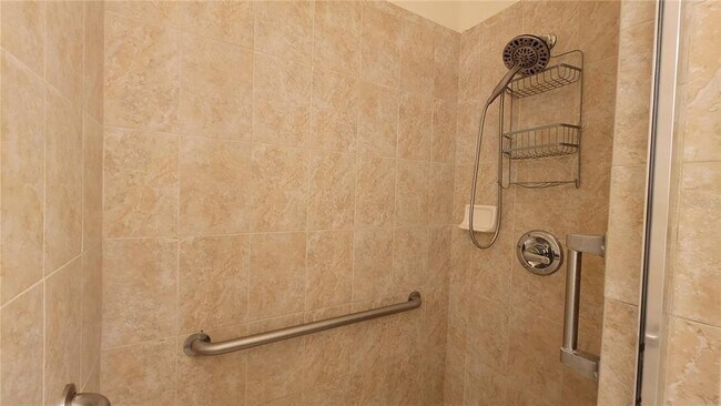 Building Photo - 8762 FL-26