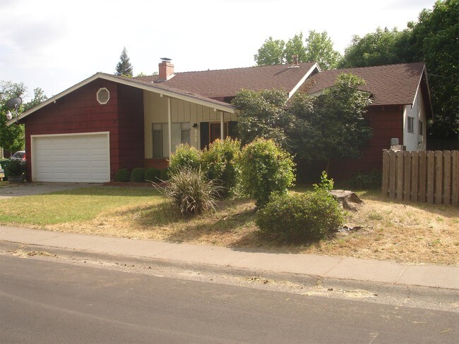 Building Photo - 2591 Tom Polk Ave