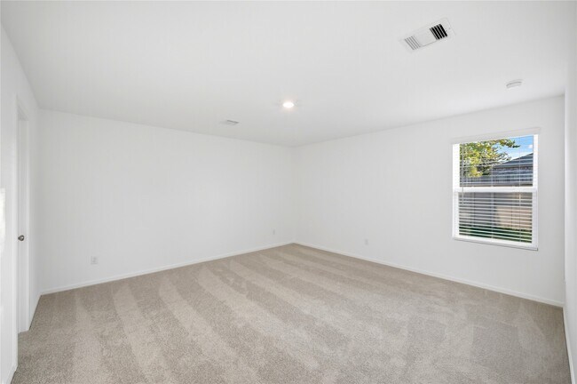 Building Photo - 25585 Rose Creek Dr